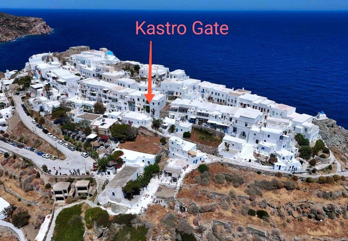 Kastro Gate Apartment ,Entrance To An Ancient Village Kastron  ภายนอก รูปภาพ