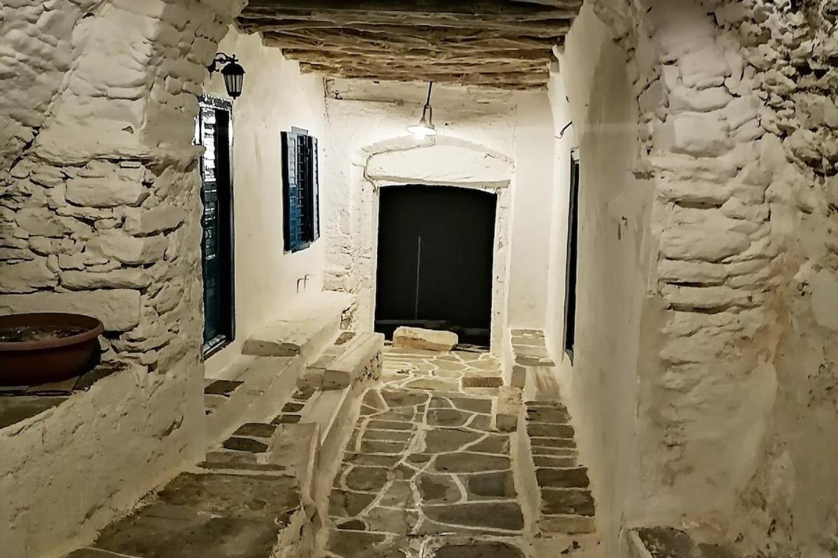 Kastro Gate Apartment ,Entrance To An Ancient Village Kastron  ภายนอก รูปภาพ